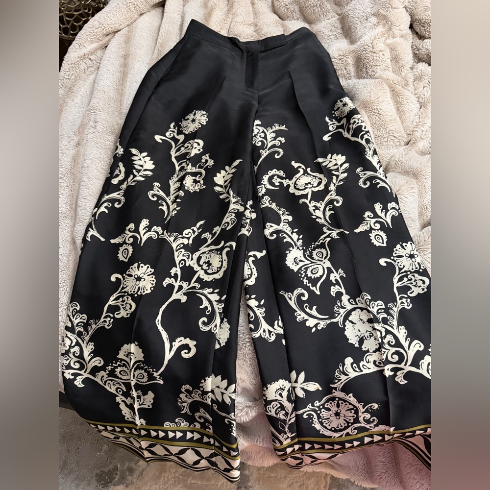 Zara Black and Cream Floral Wide Leg Pants